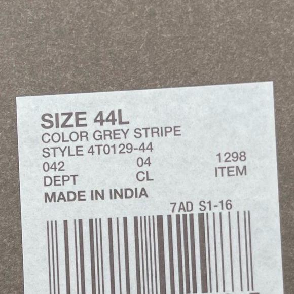 MERONA SPORT COAT SUIT JACKET GRAY SOLID
MEN'S SIZE 40R MODERN FIT - Picture 4 of 10